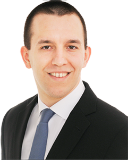 Porträt des Wirtschaftsberaters Jonathan Weber aus Frankfurt am Main.